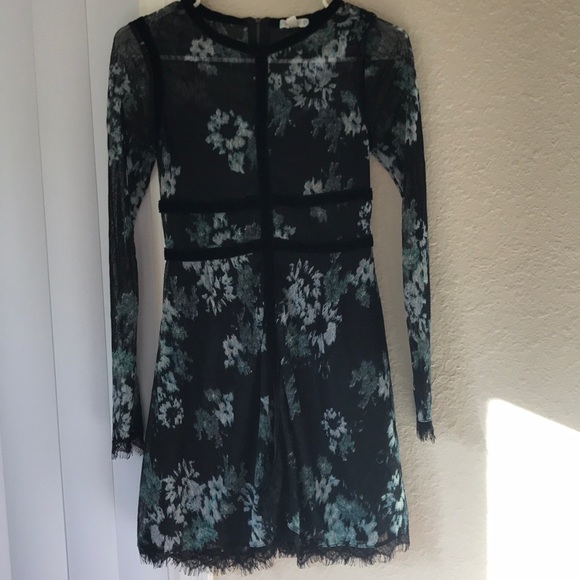 Nordstrom Dresses & Skirts - Nordstrom lace dress with velvet details